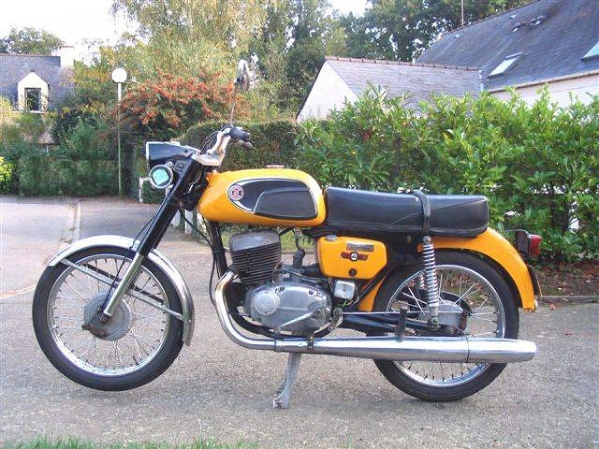 Ява cz 125