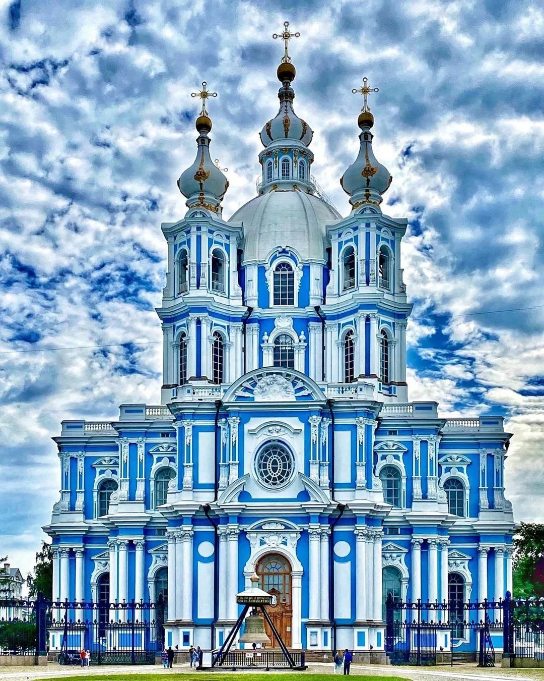 Смольный монастырь Франческо Растрелли