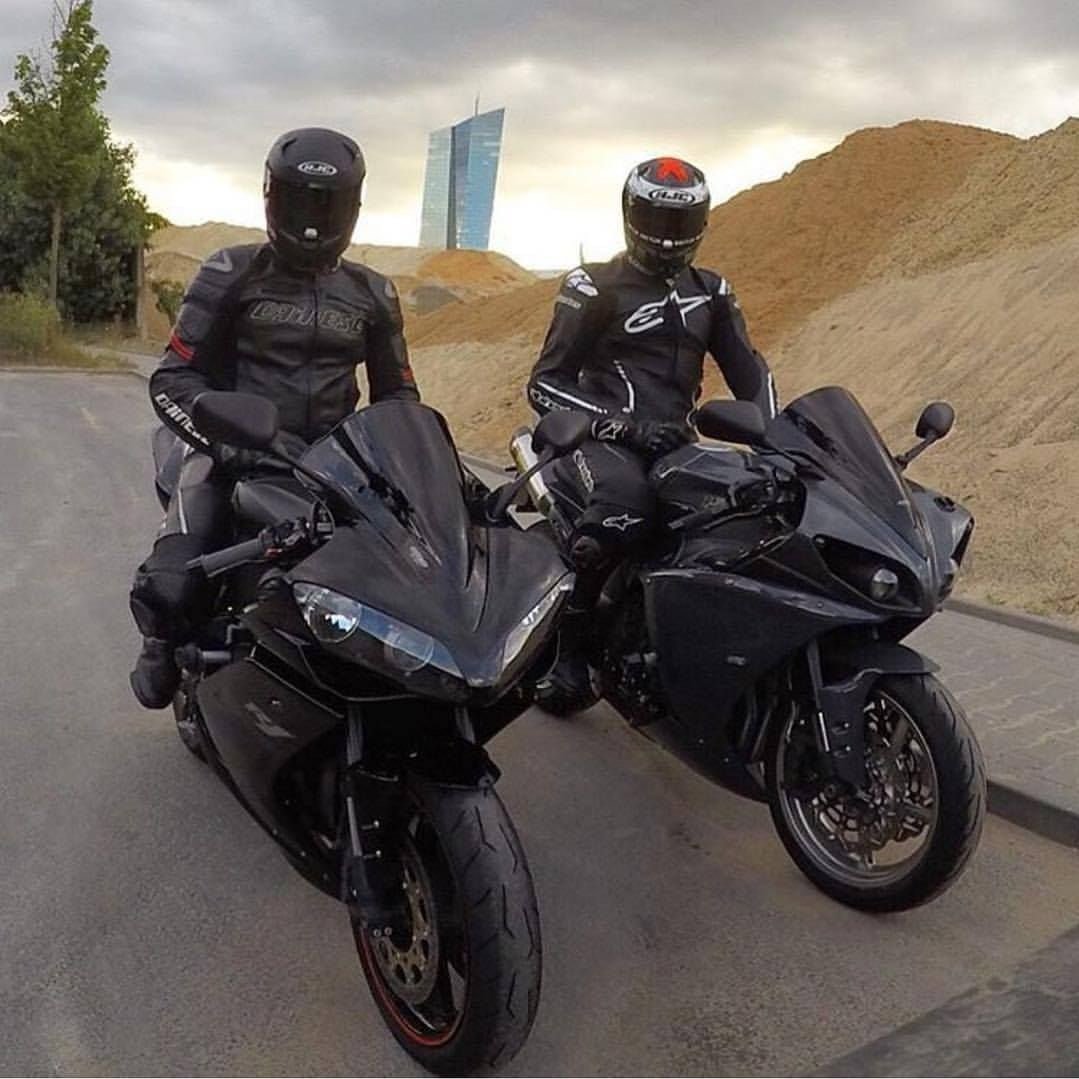 Pilot Yamaha r1