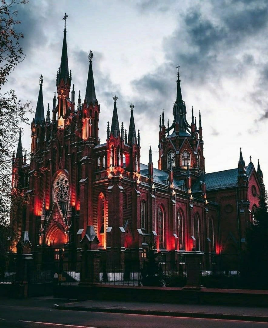 Римско-католический кафедральный собор в Москве