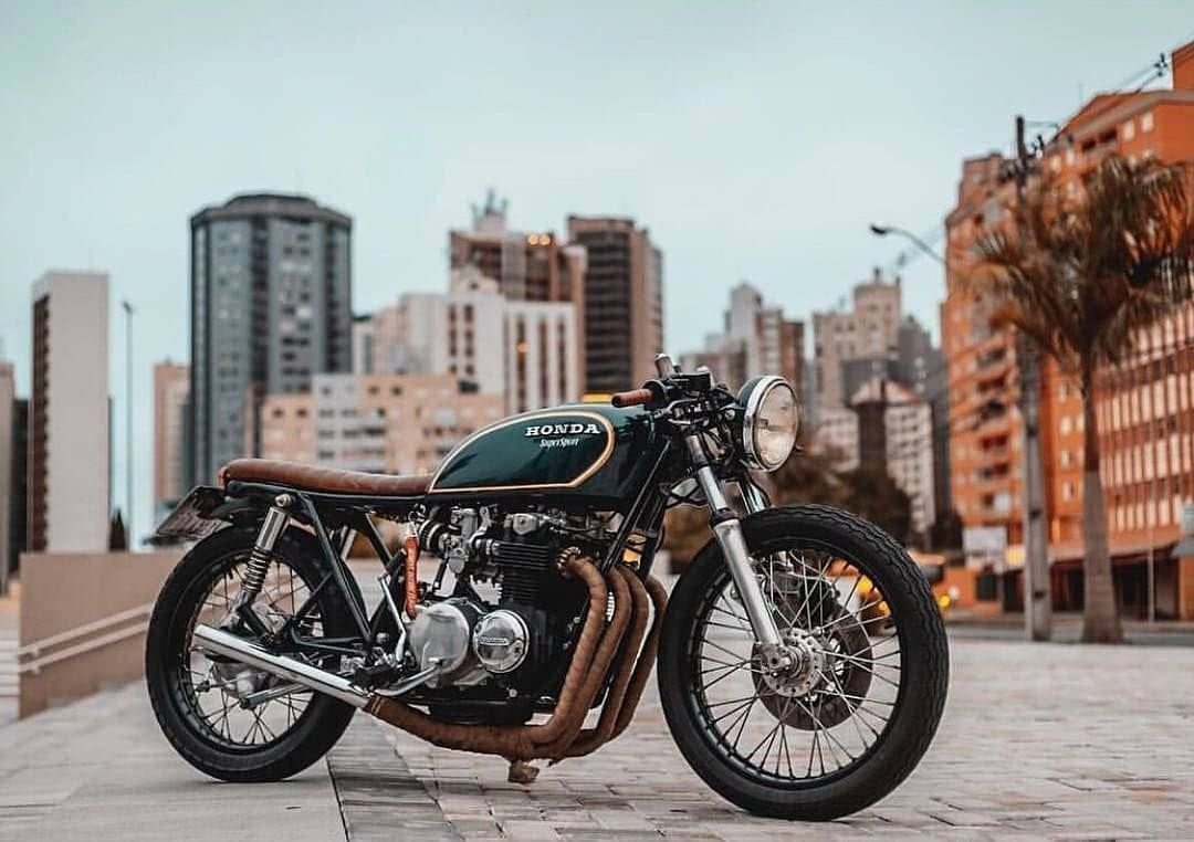 Honda cb550 Cafe Racer