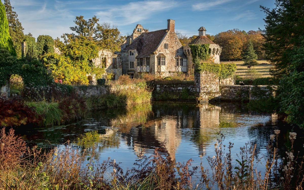 Замок Скотни (Scotney Castle)/Великобритания