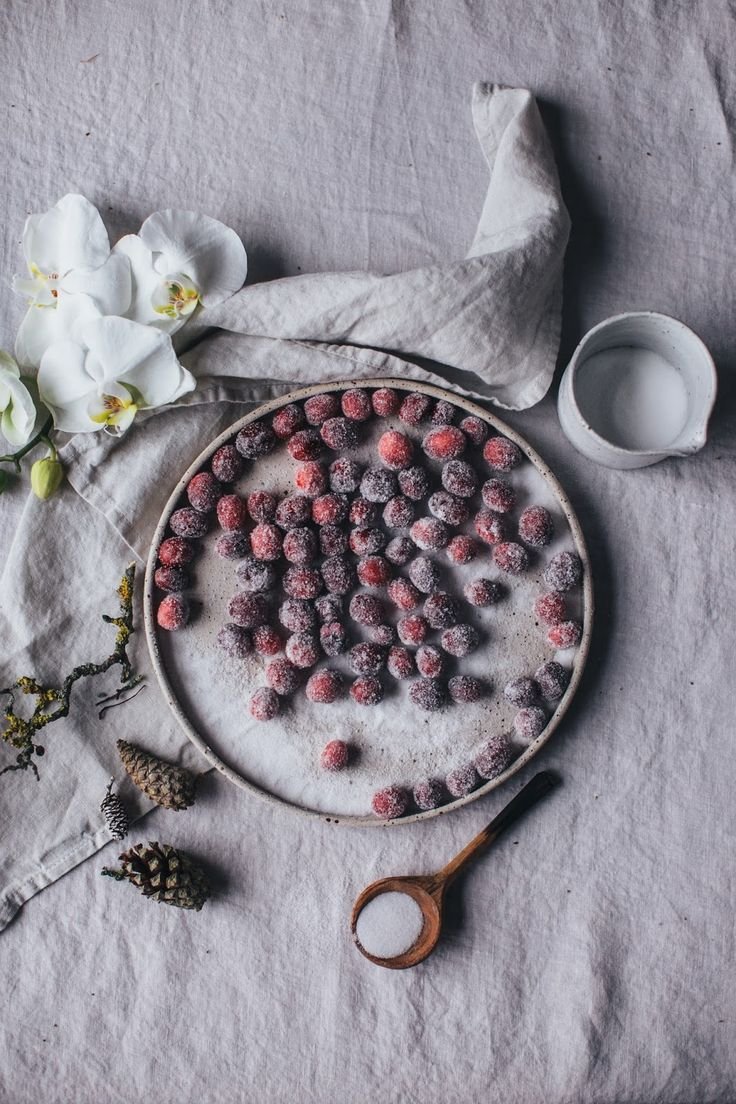 Cranberry with Sugar and Almonds