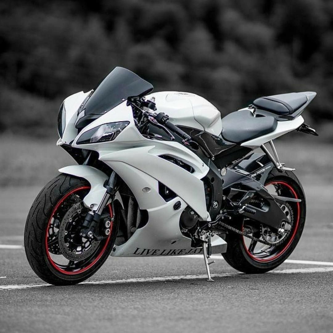 Спортбайк Yamaha r1