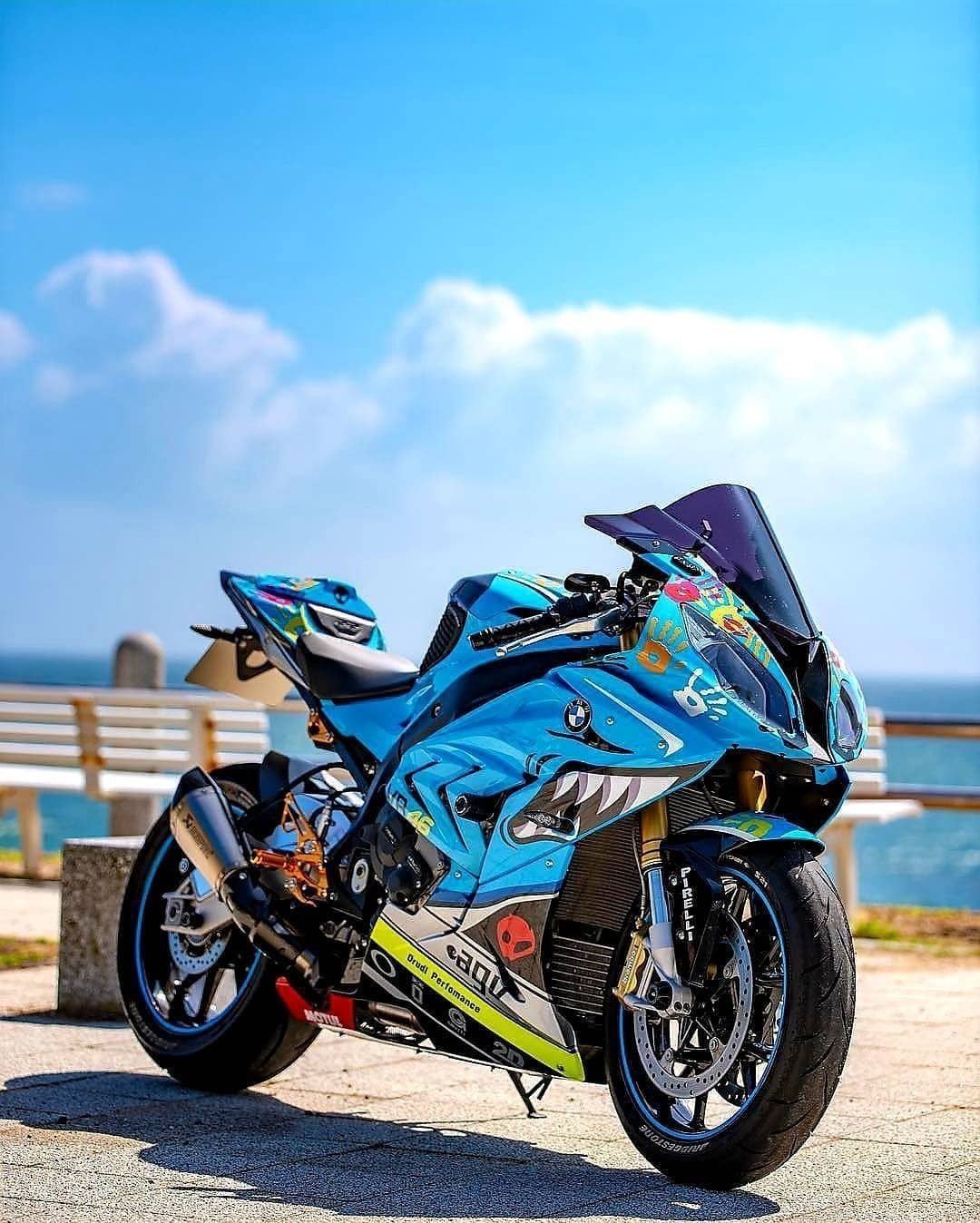 BMW 1000 RR Shark