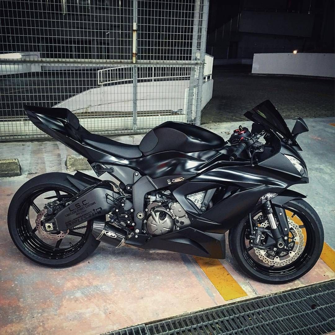 Kawasaki Ninja zx6r Black