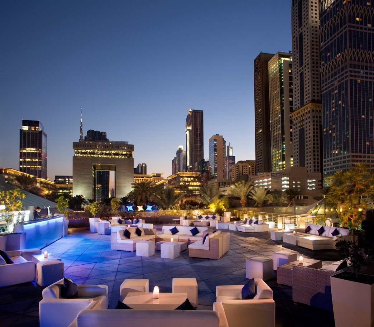 Jumeirah Emirates Towers 5 Дубай