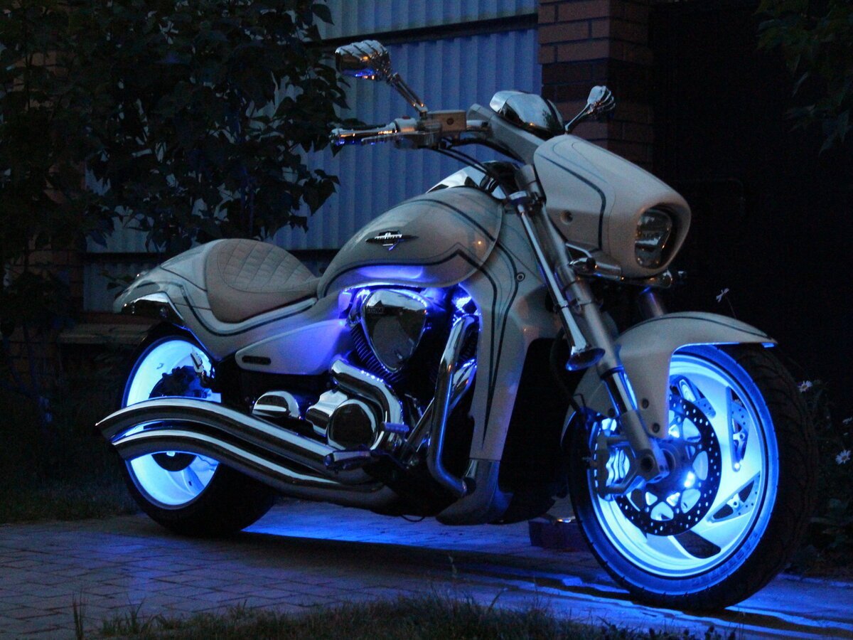 Suzuki Boulevard m109r
