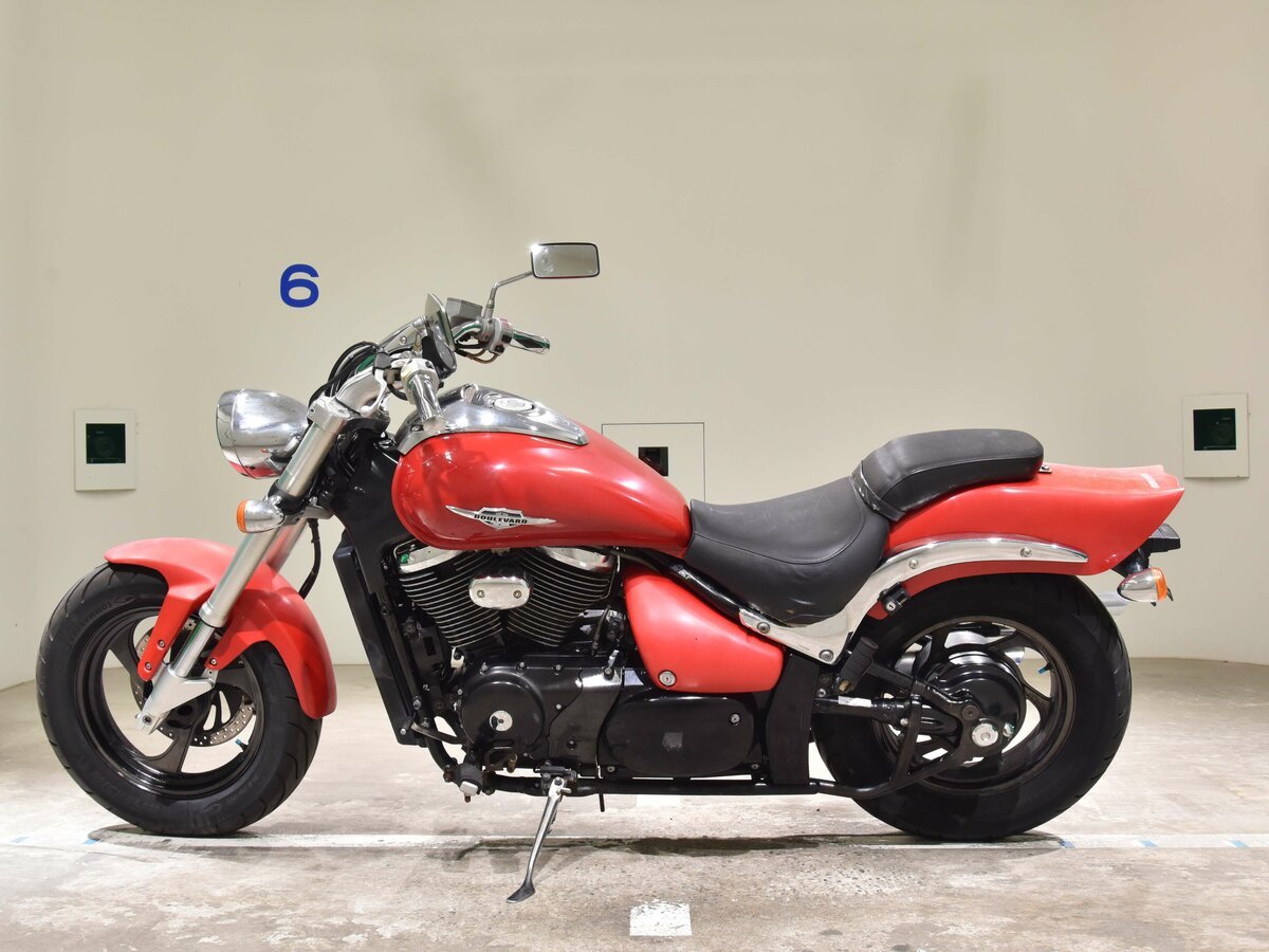 Suzuki Boulevard 400 Custom