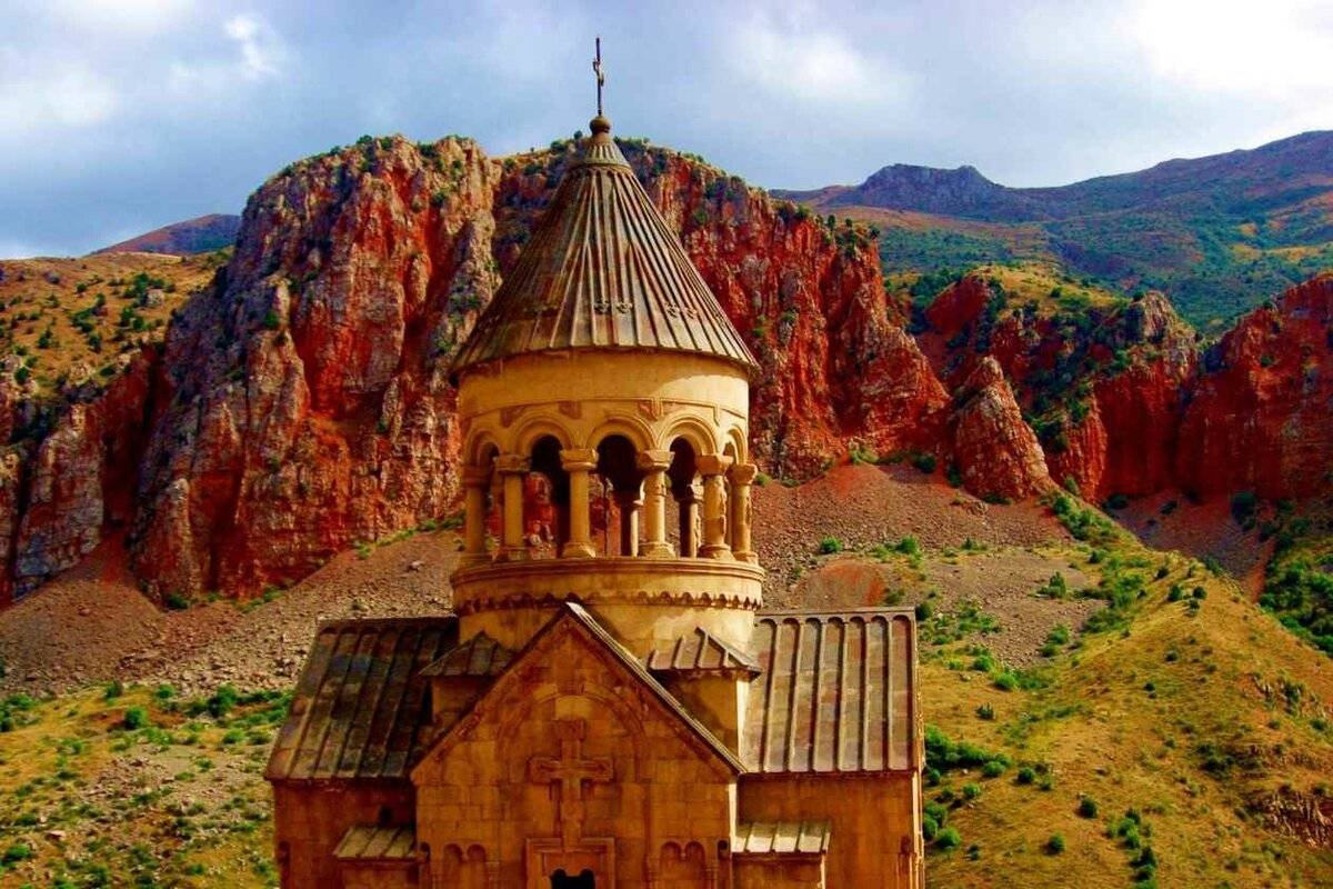 Армянский храм Нораванк