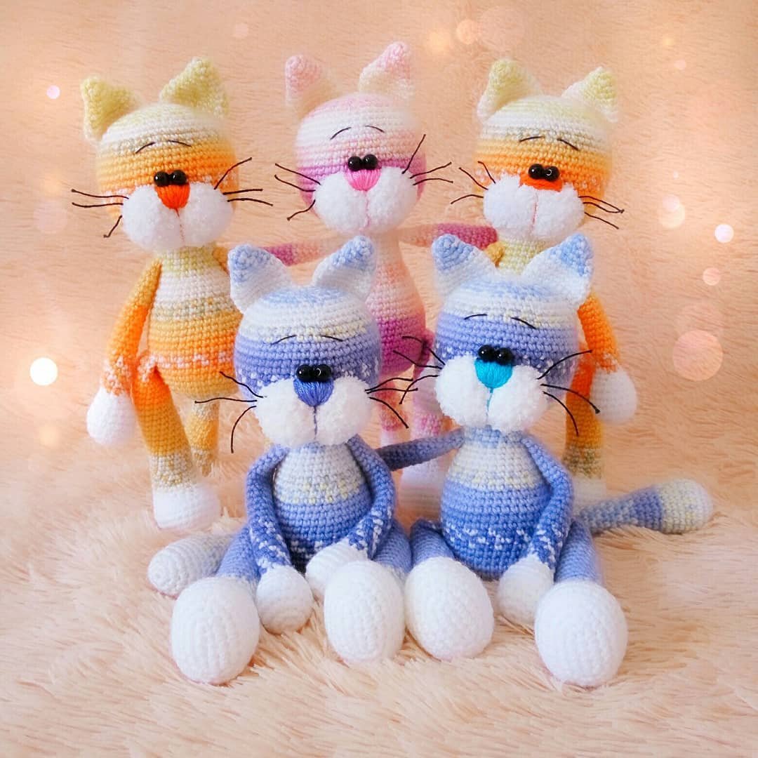 Вязаный котенок