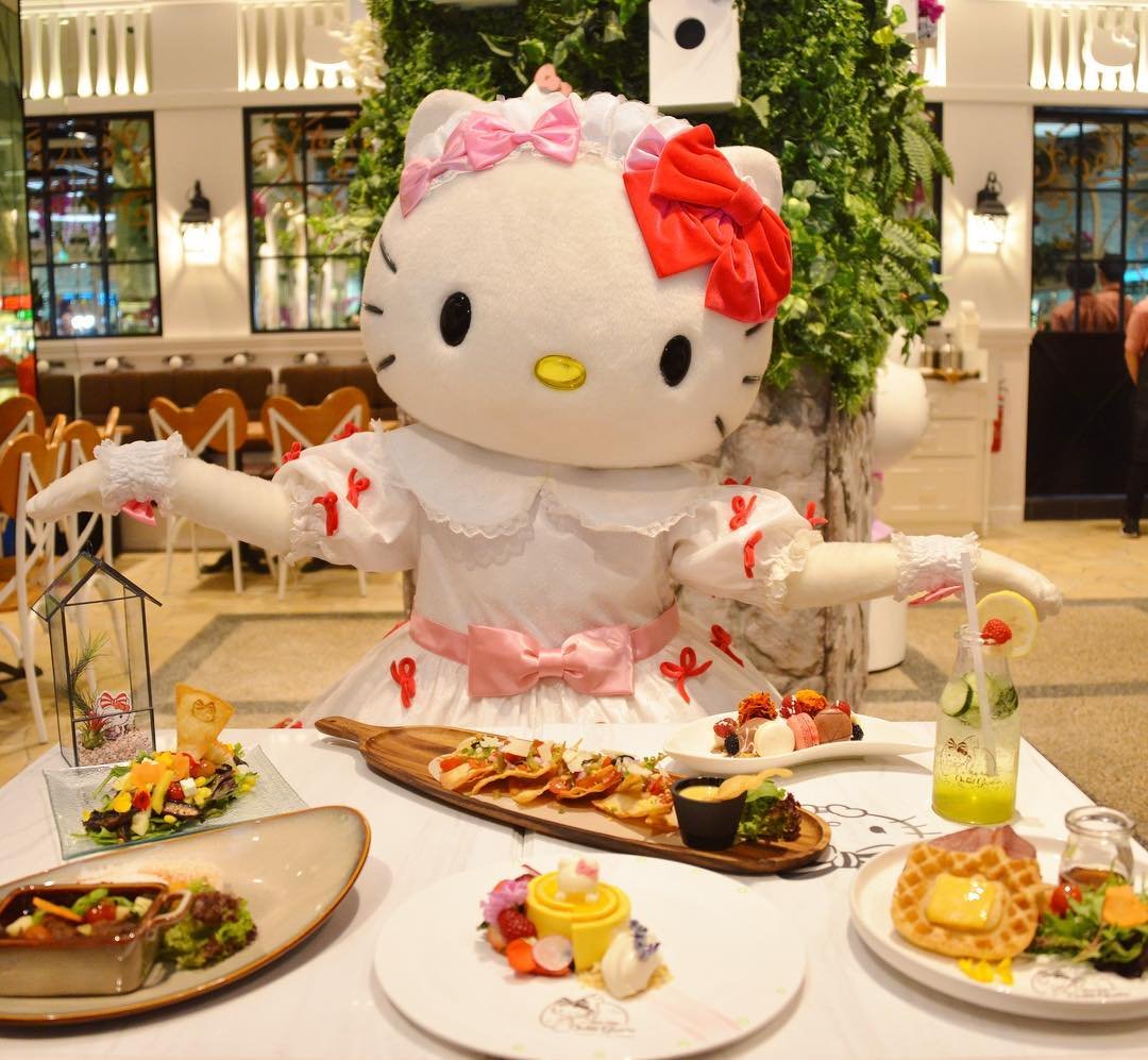Остров мечты кафе hello Kitty