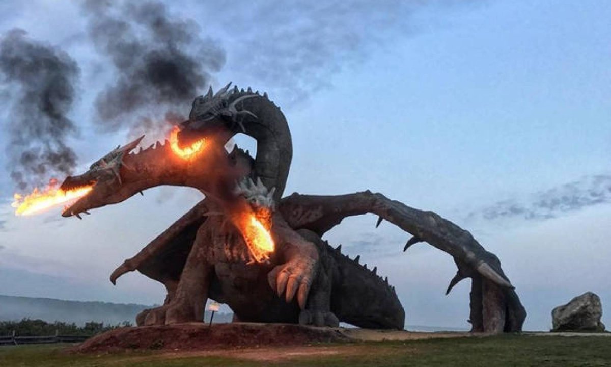 Змей Горыныч в норе