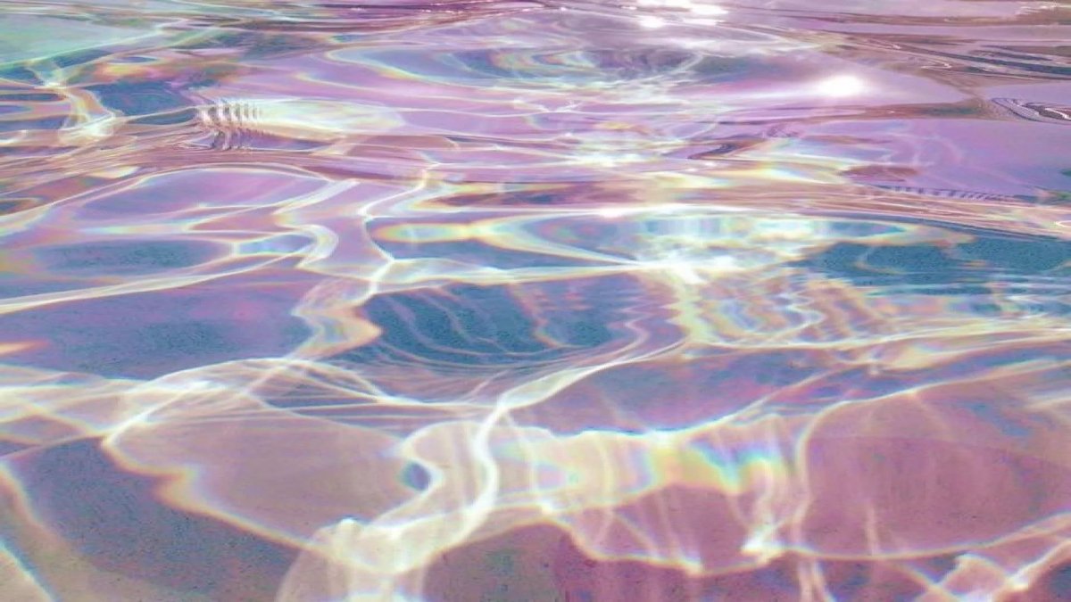 Перламутровая вода