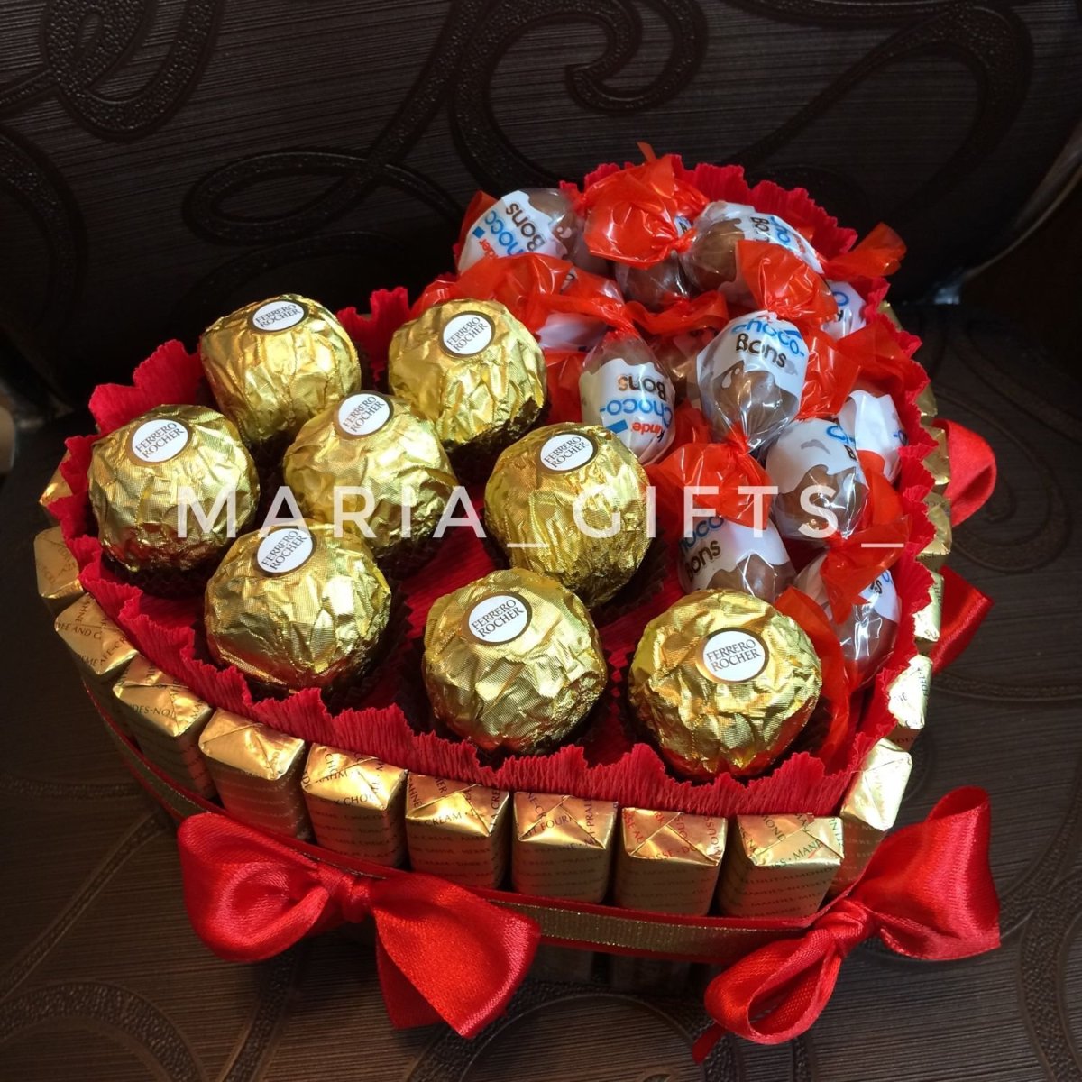 Сердце из конфет