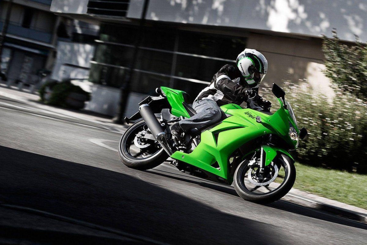 Мотоцикл Kawasaki Ninja 250r