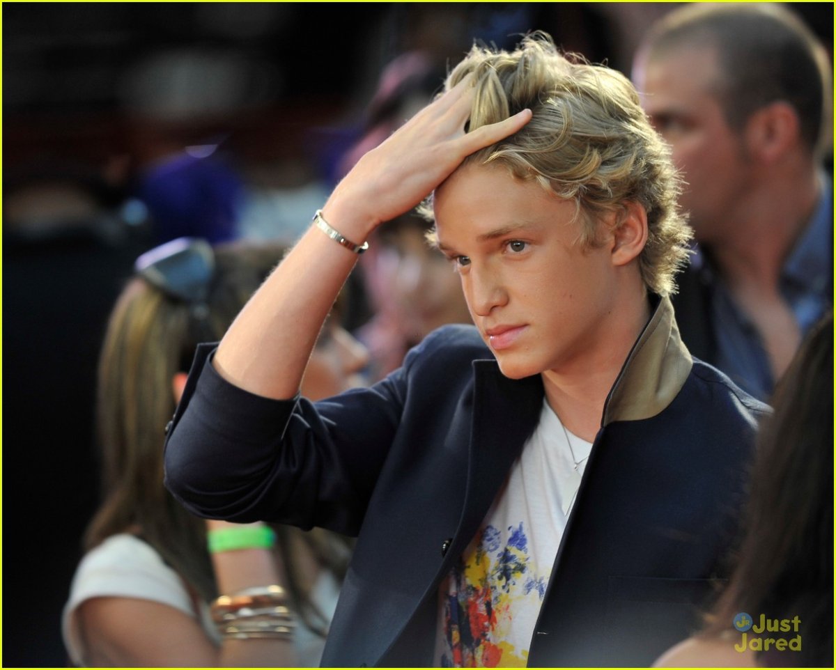 Cody Simpson 2017