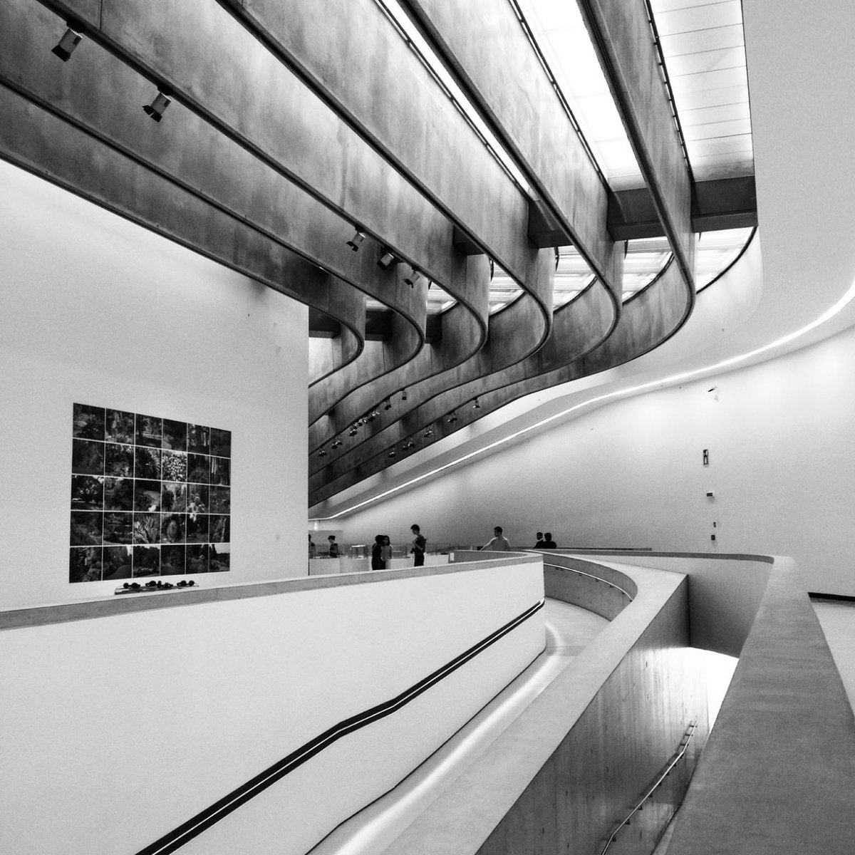 Национальный музей искусств XXI века / MAXXI , Рим, Италия