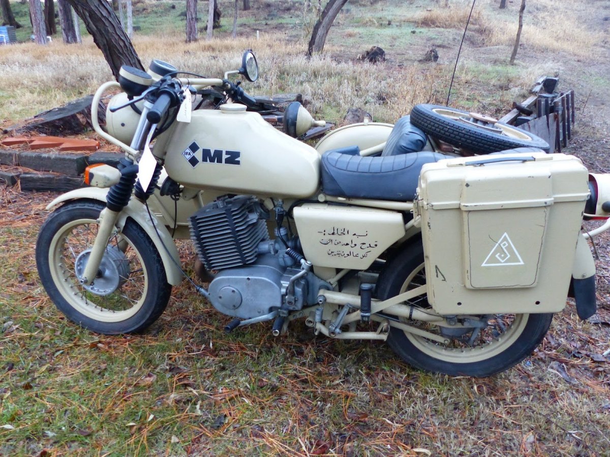 MZ ETZ 250 Army