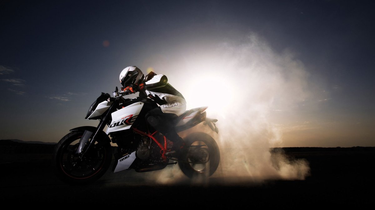 KTM 990