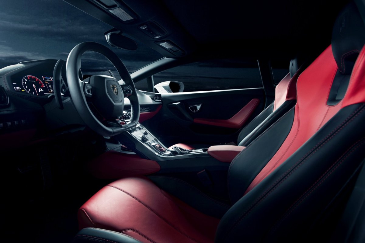 Lamborghini Huracan LP 610-4 салон