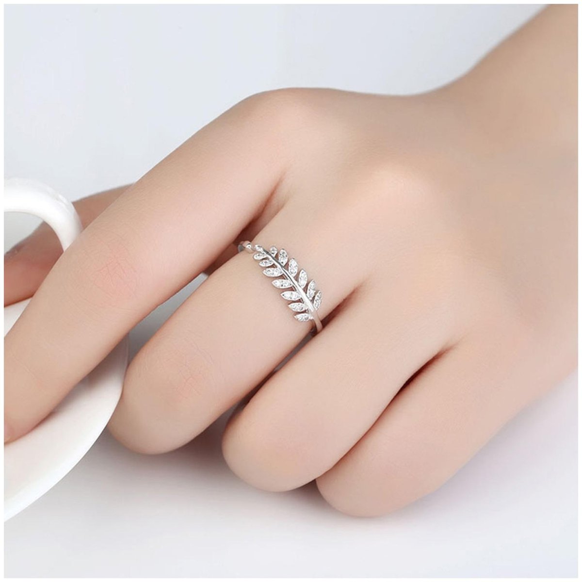 Серебряные кольца женские