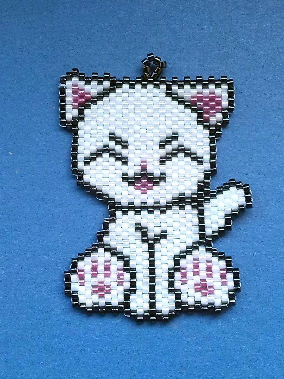 Котенок из бисера