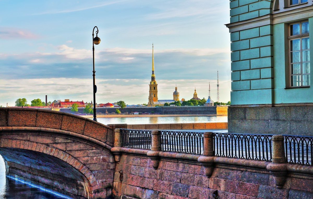 Петропавловская крепость в Санкт-Петербурге