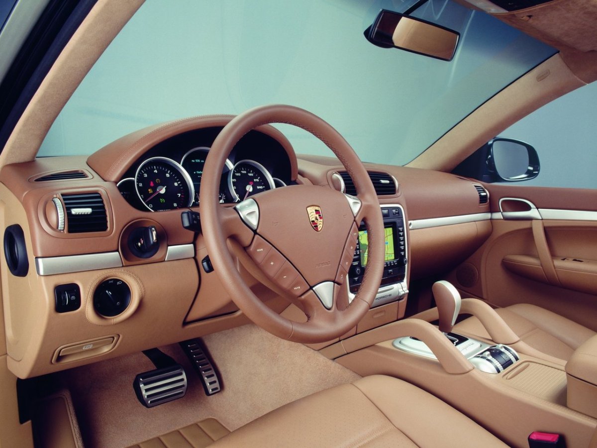 Porsche Cayenne 955 салон
