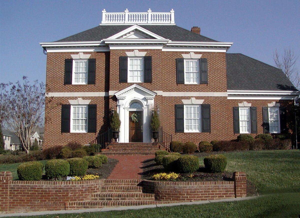 Georgian Colonial Style House
