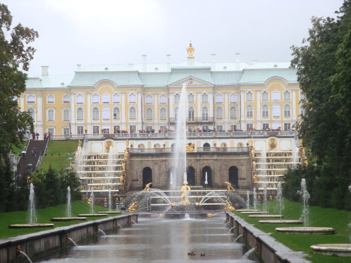 Петергофский дворец в Санкт-Петербурге Растрелли