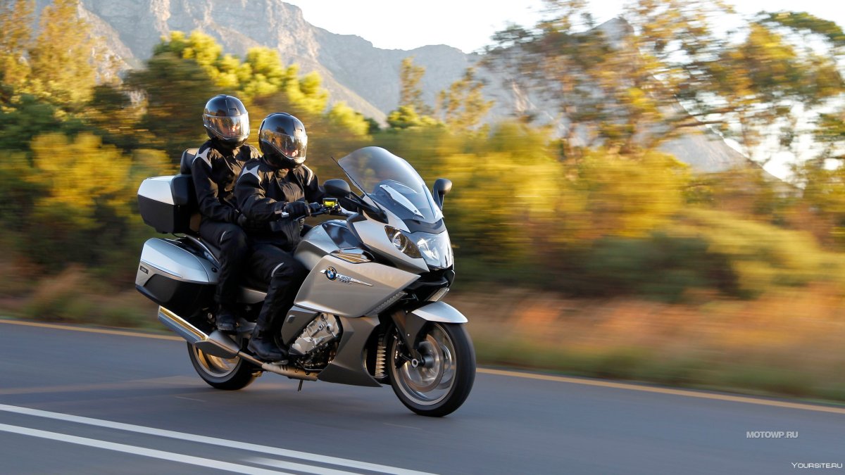 Туристический мотоцикл BMW k1600