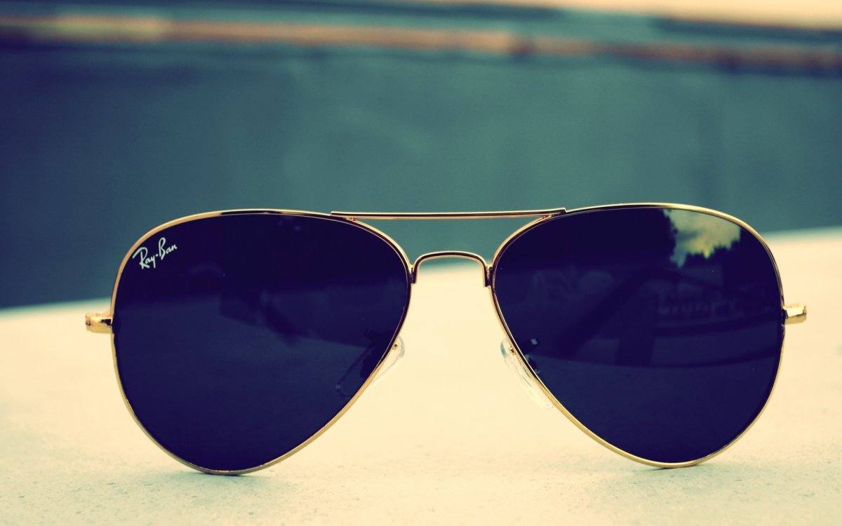 Ray ban