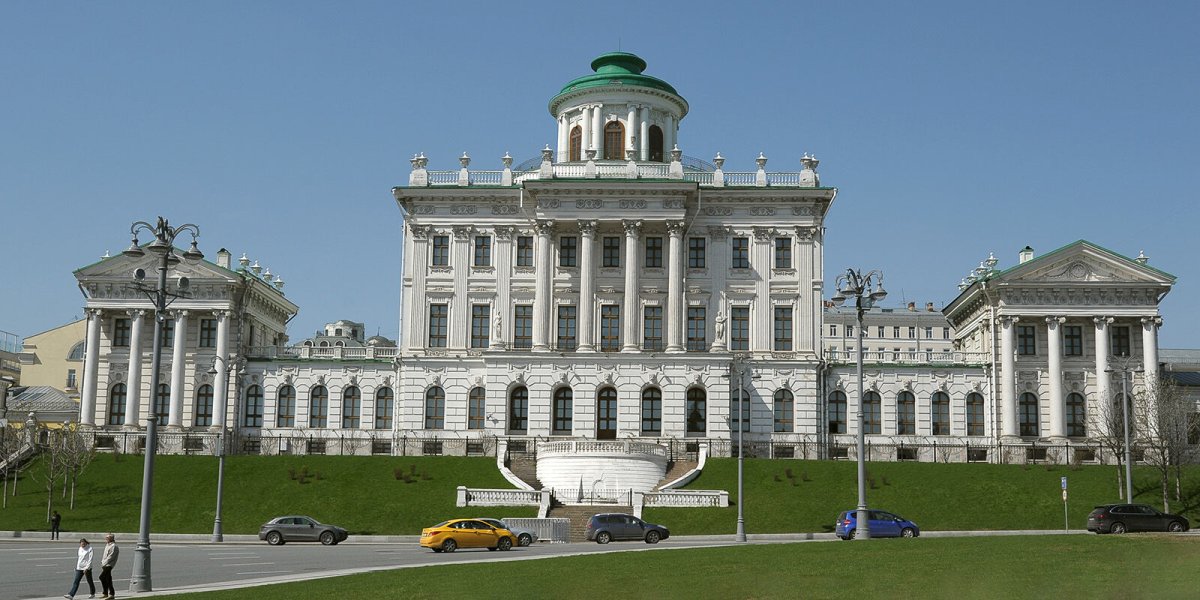 Дворец Пашкова в Москве