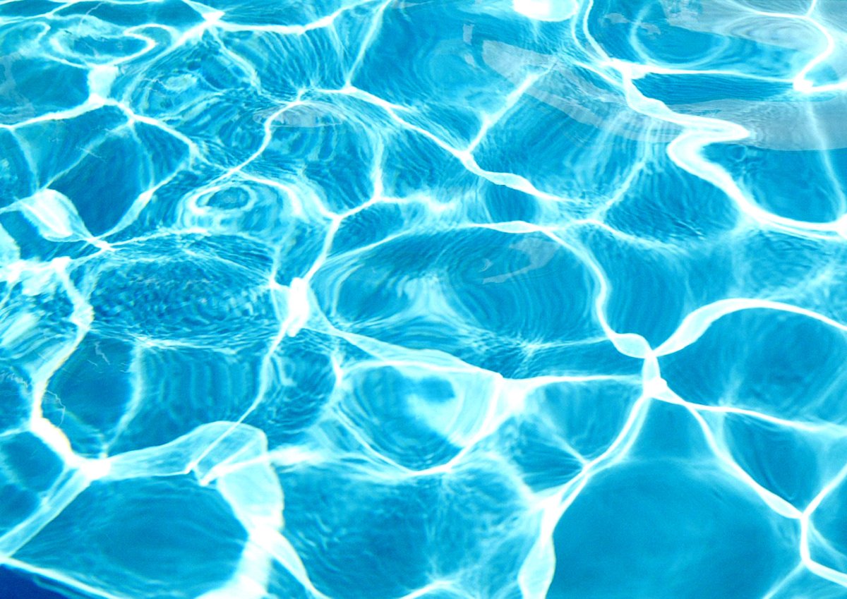 Разводы на воде