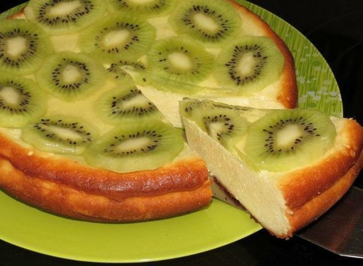 Творожная запеканка с киви и бананом