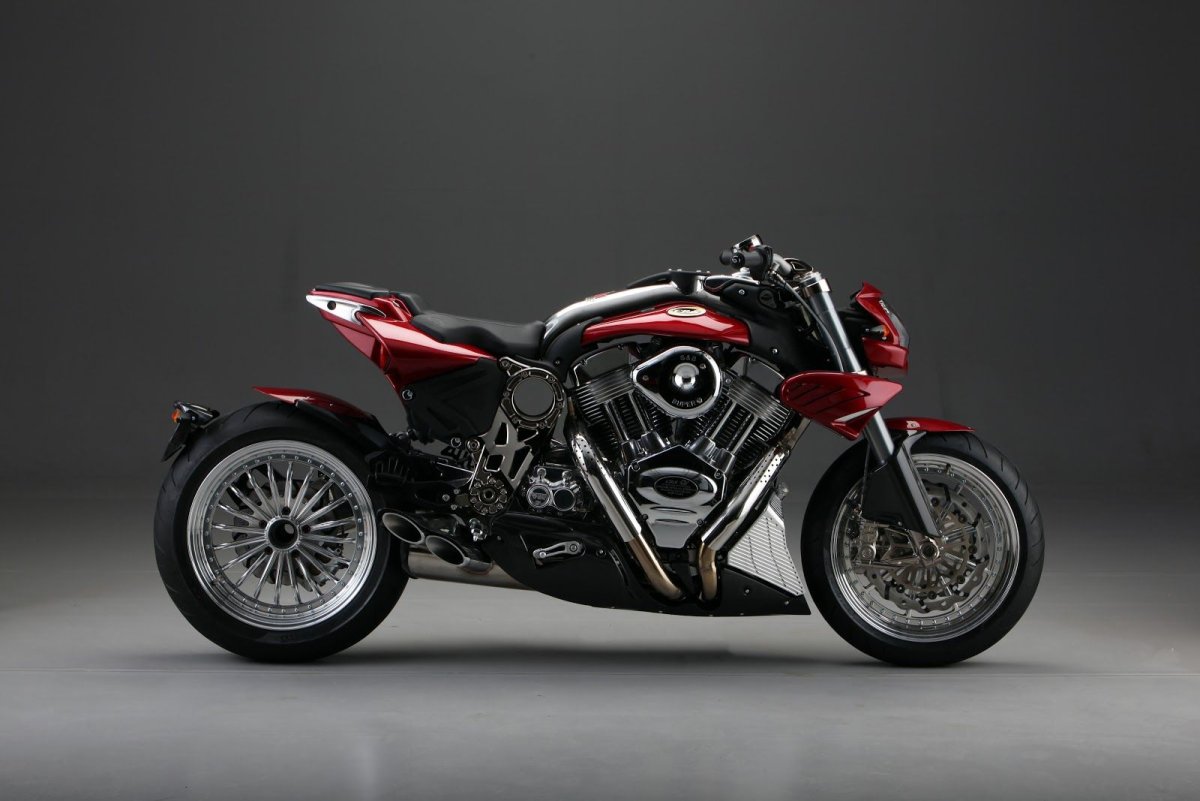 MV Agusta Custom Street