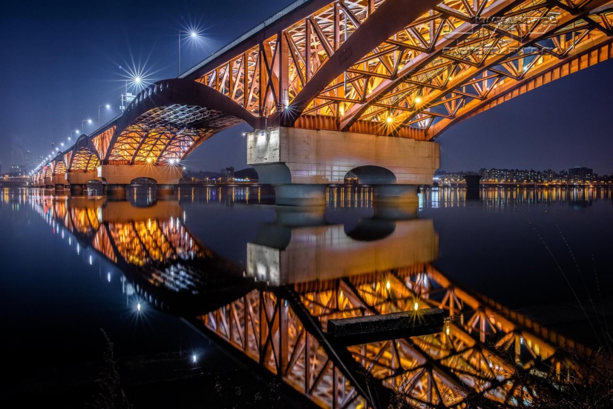 Река Хан в Сеуле мост