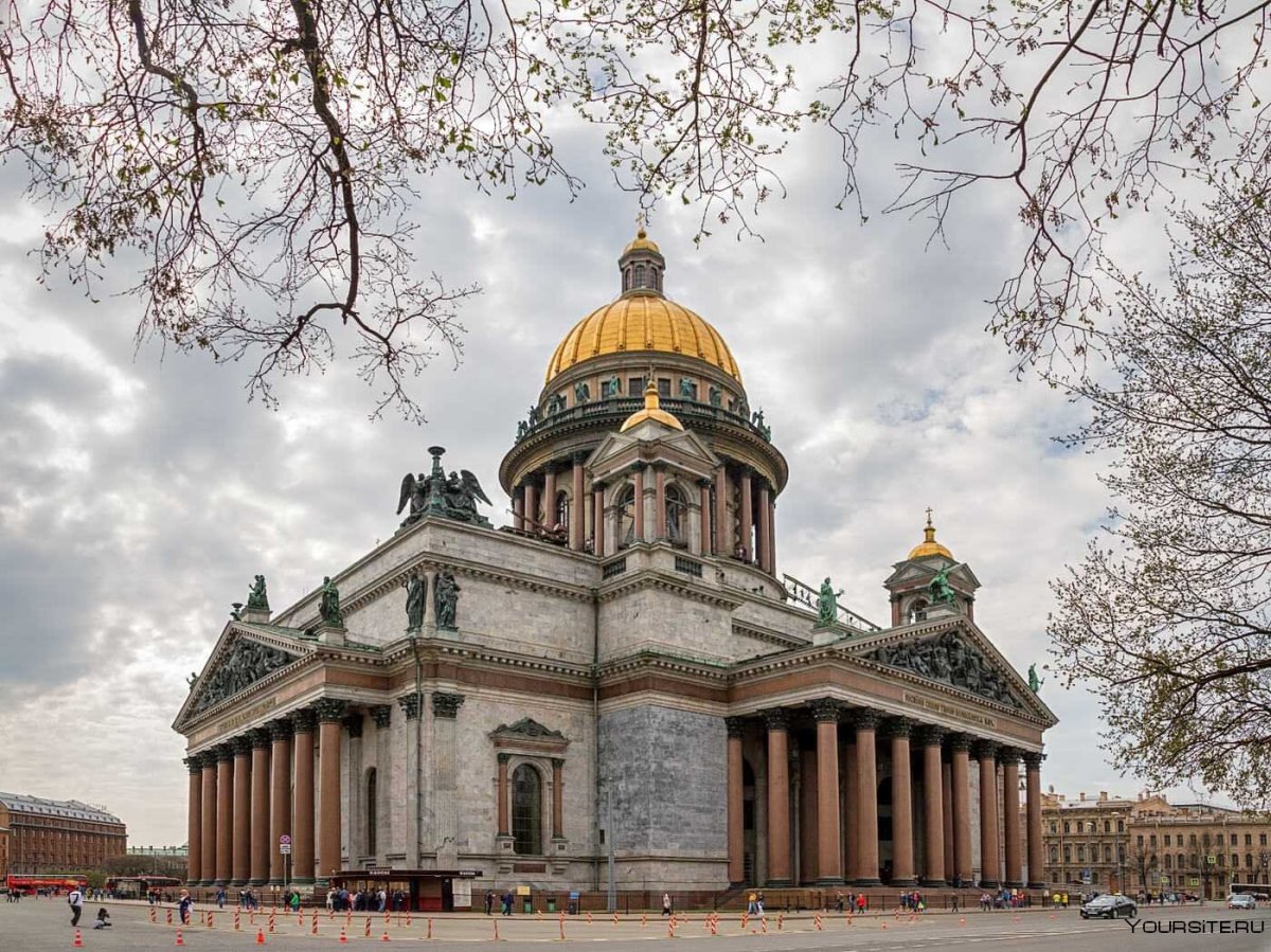 Исаковскийсобор в Санкт-Петербурге