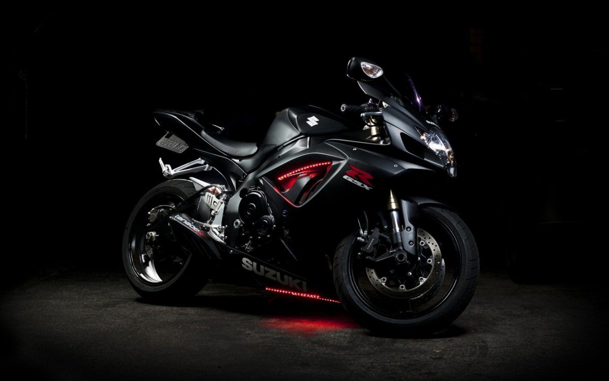 Сузуки GSXR 750 черный