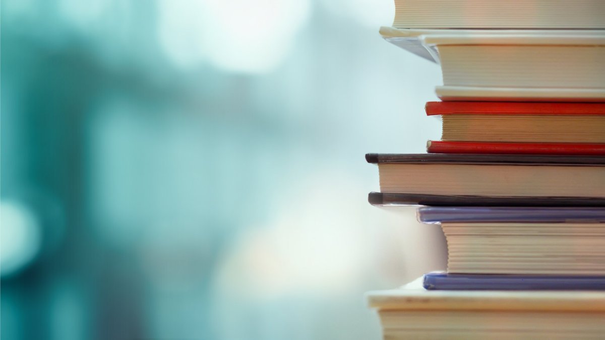 Книжный фон для презентации