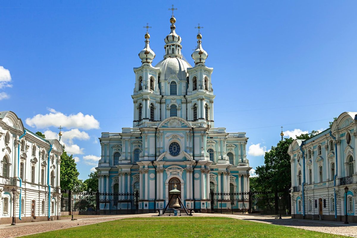 Ансамбль Смольного монастыря Растрелли