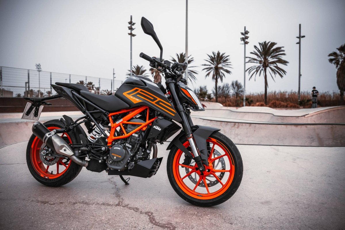 Австриец-Дюк KTM Duke 125