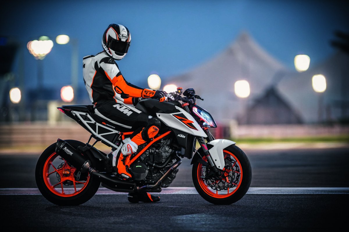 KTM 1290 super Duke r