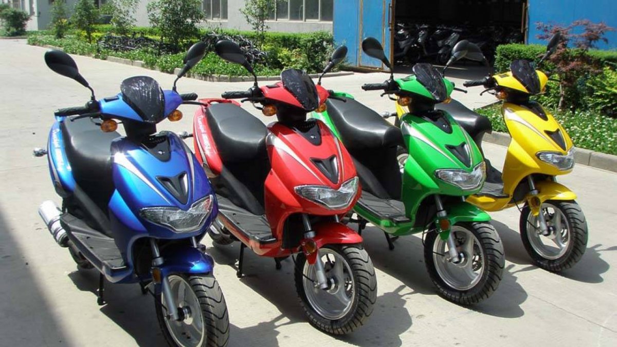 Скутер Motoland r5