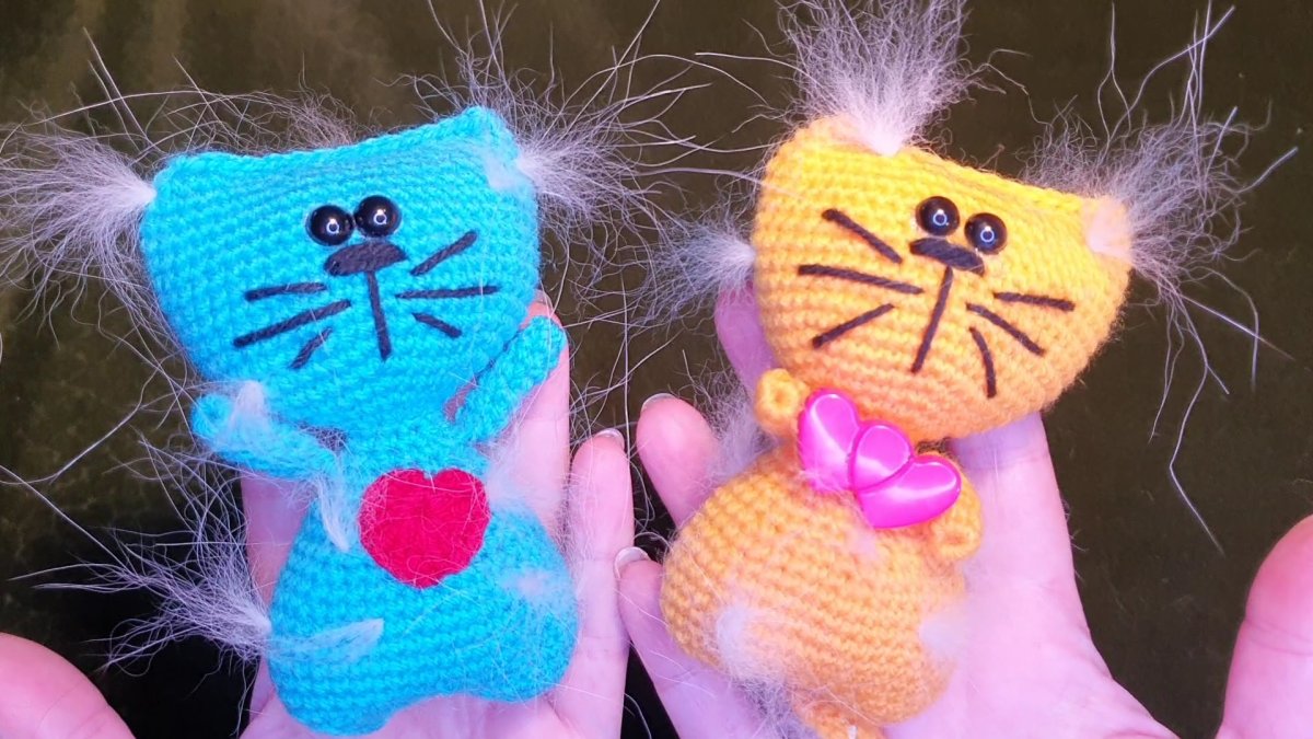 Новогодний кот крючком